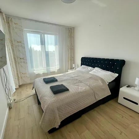 Mazowiecka Park Apartment *